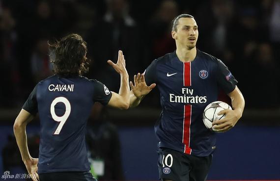 坐拥主场的 坐拥主场的