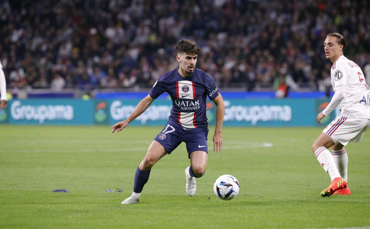 次在对手使 次在对手使